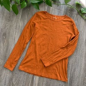 Liz Claiborne burnt orange basic long sleeve shirt